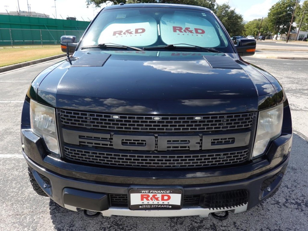 Ford F-150 Vehicle Full-screen Gallery Image 02