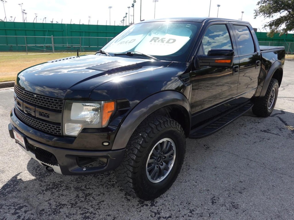 Ford F-150 Vehicle Full-screen Gallery Image 03