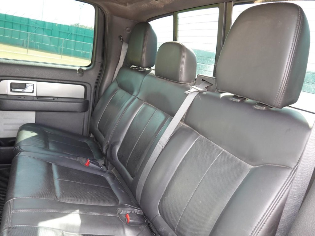 Ford F-150 Vehicle Full-screen Gallery Image 21