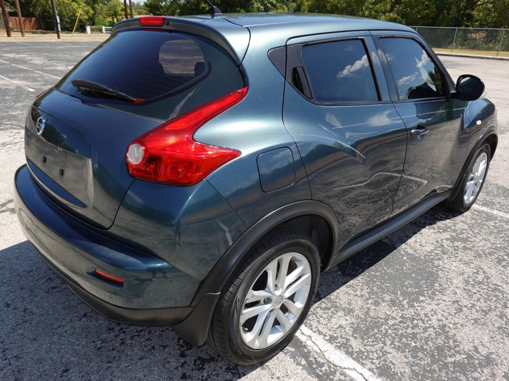 Nissan Juke Vehicle Full-screen Gallery Image 07