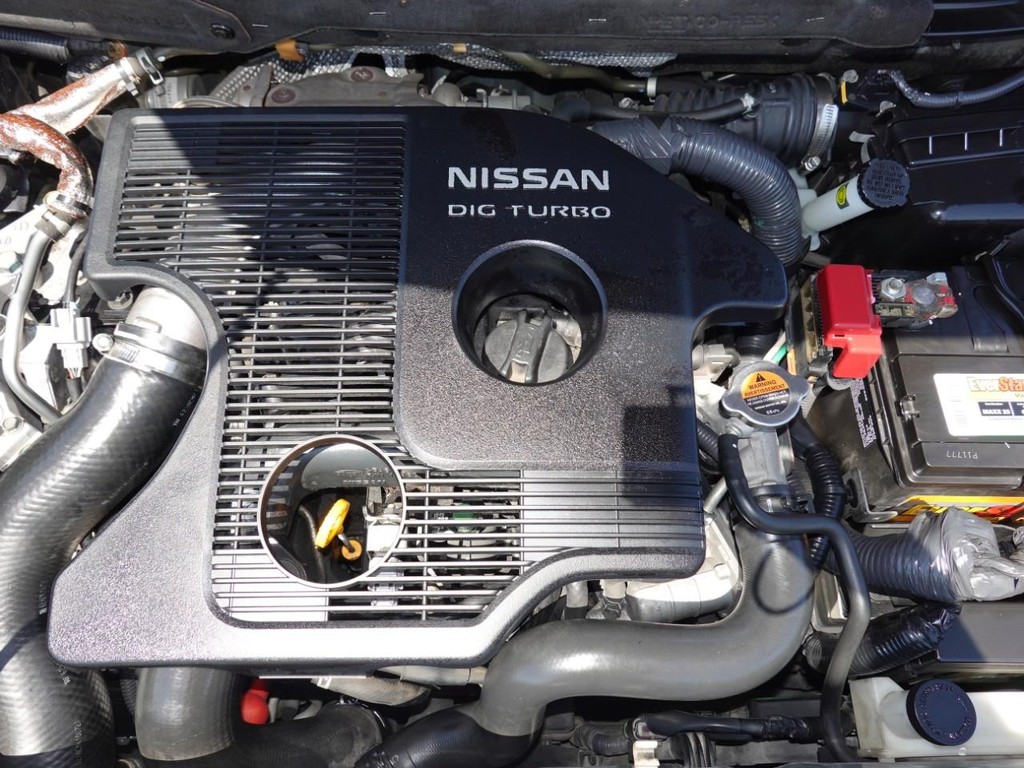 Nissan Juke Vehicle Full-screen Gallery Image 25