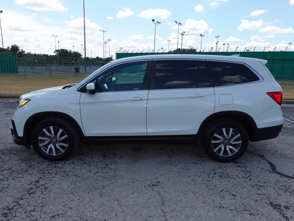 Honda Pilot Vehicle Full-screen Gallery Image 04