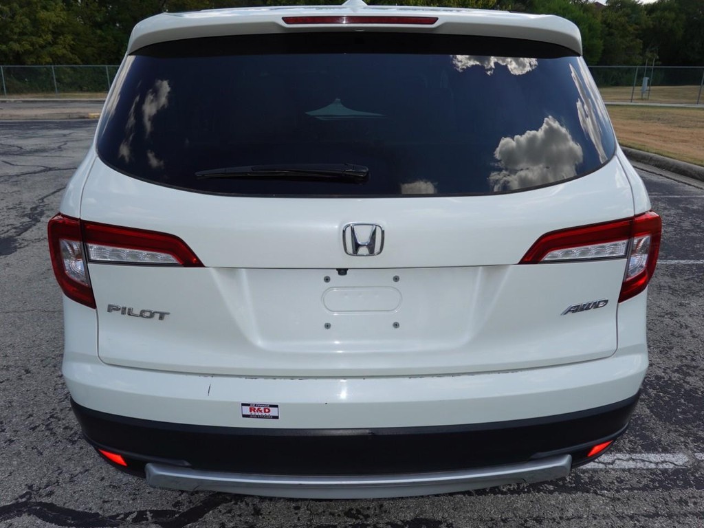 Honda Pilot Vehicle Full-screen Gallery Image 06
