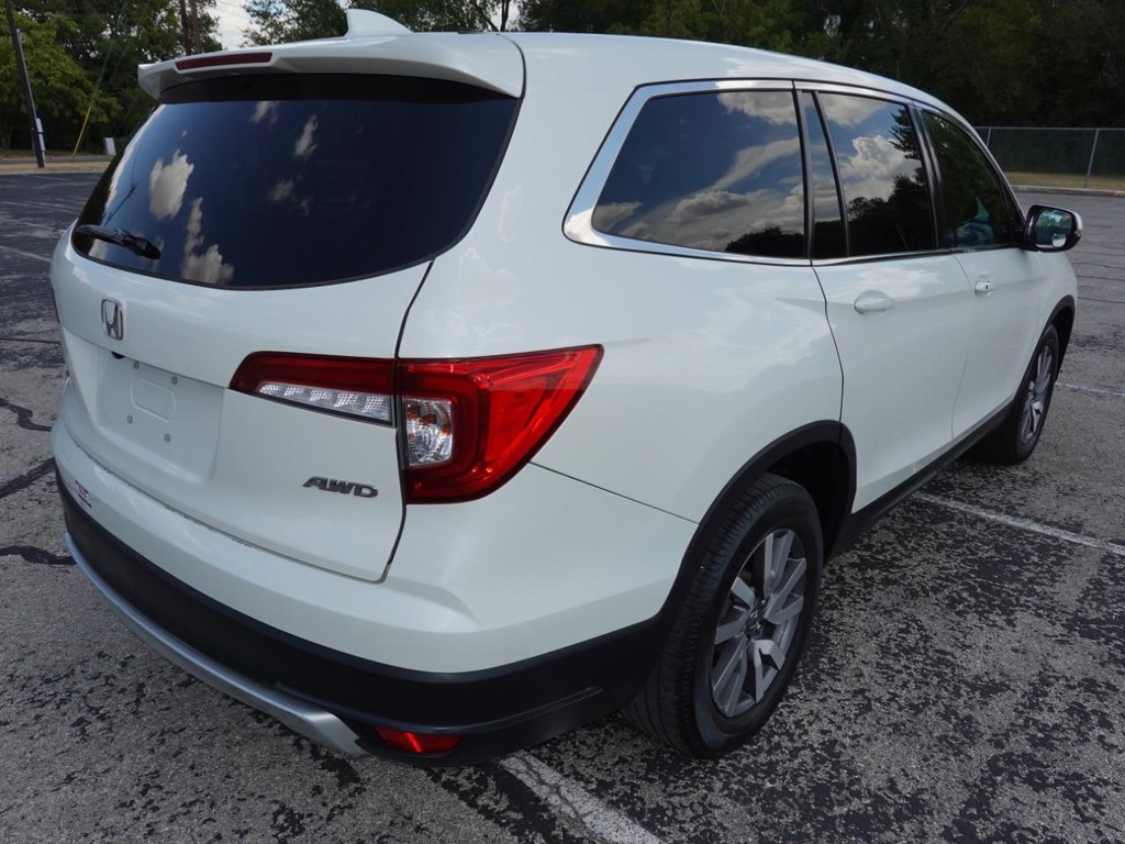 Honda Pilot Vehicle Full-screen Gallery Image 07