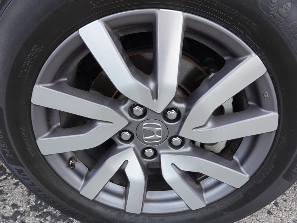 Honda Pilot Vehicle Full-screen Gallery Image 09