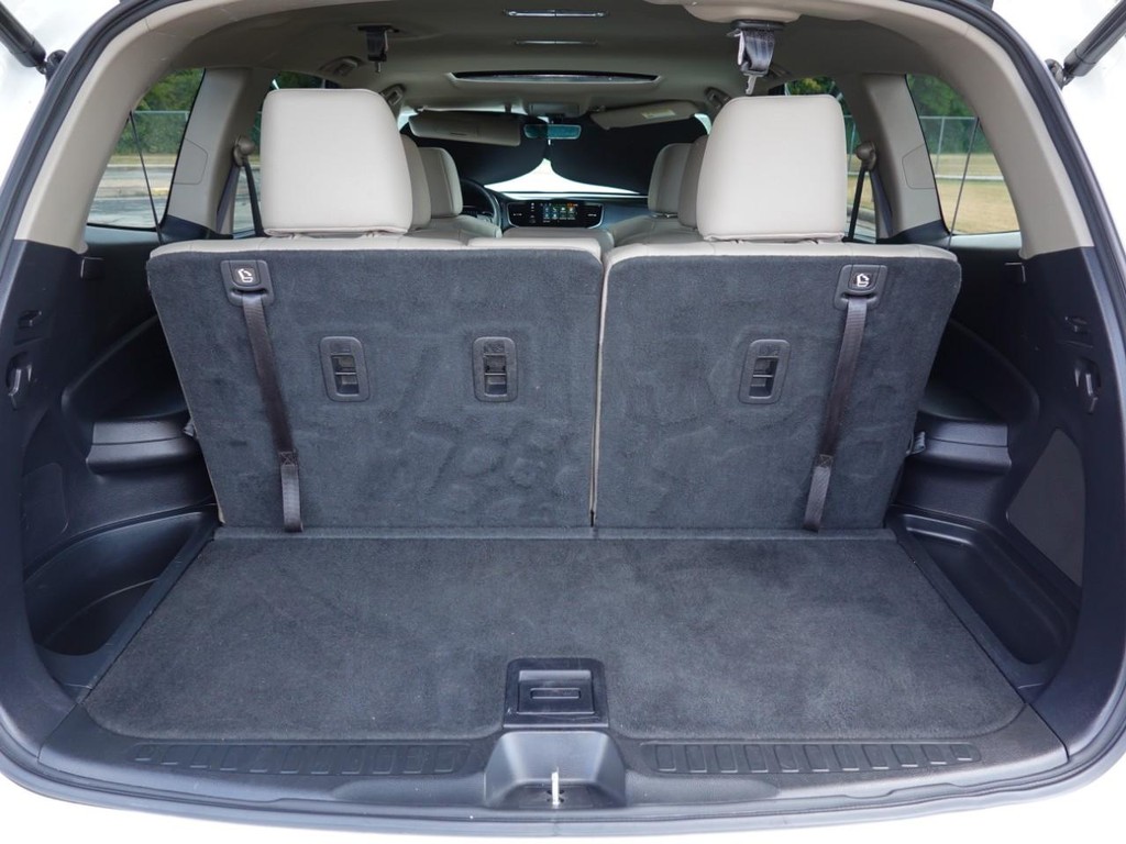 Honda Pilot Vehicle Full-screen Gallery Image 27