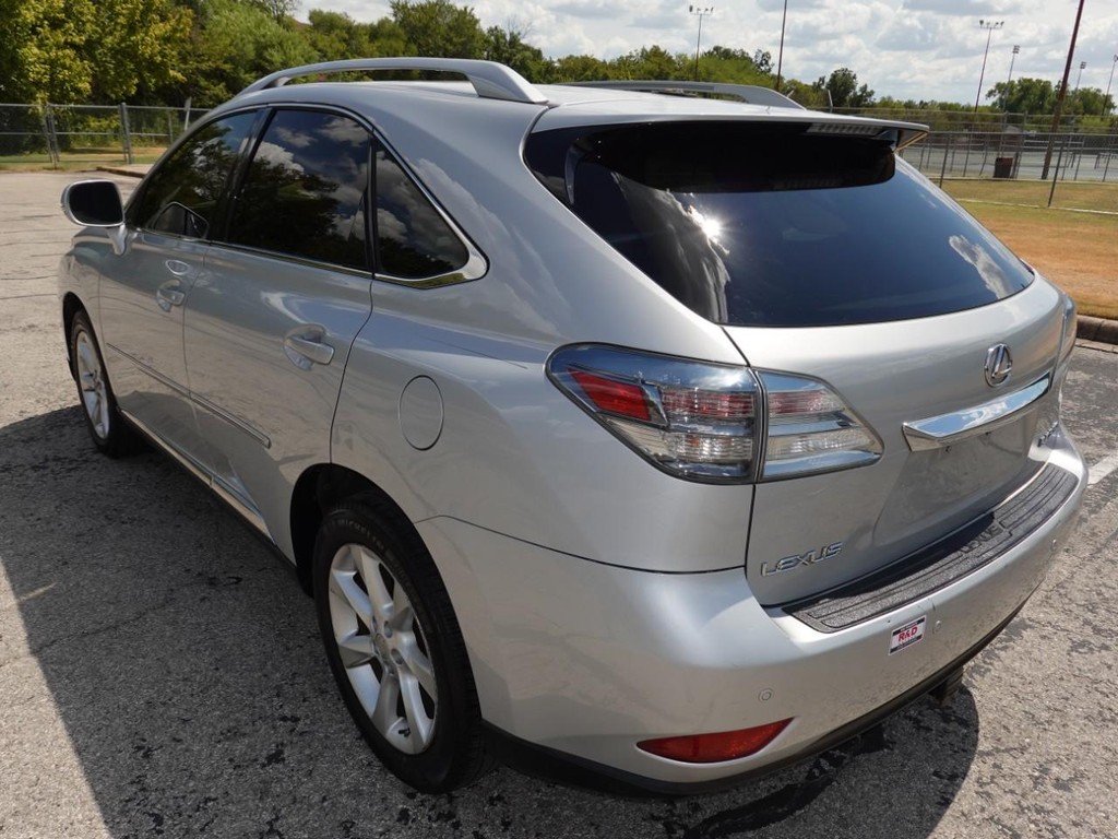 Lexus RX 350 Vehicle Full-screen Gallery Image 05