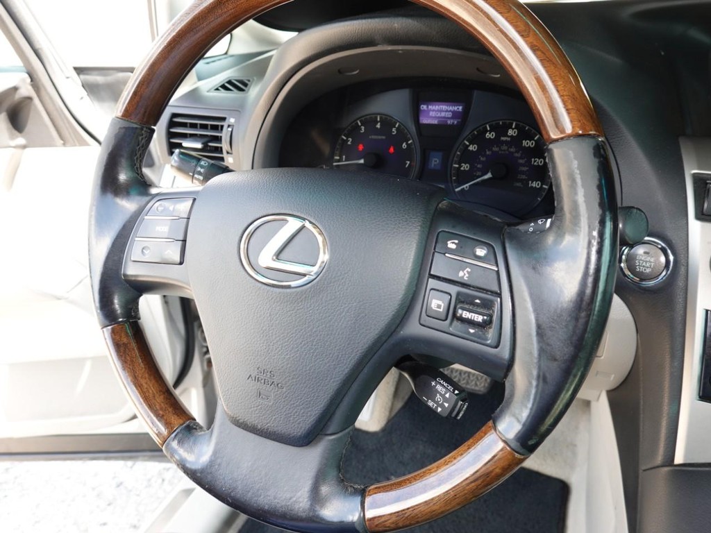Lexus RX 350 Vehicle Full-screen Gallery Image 13
