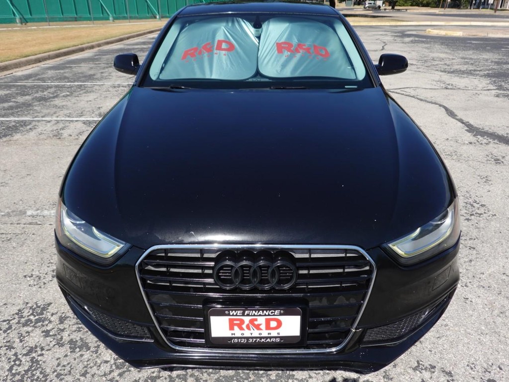 Audi A4 Vehicle Full-screen Gallery Image 02