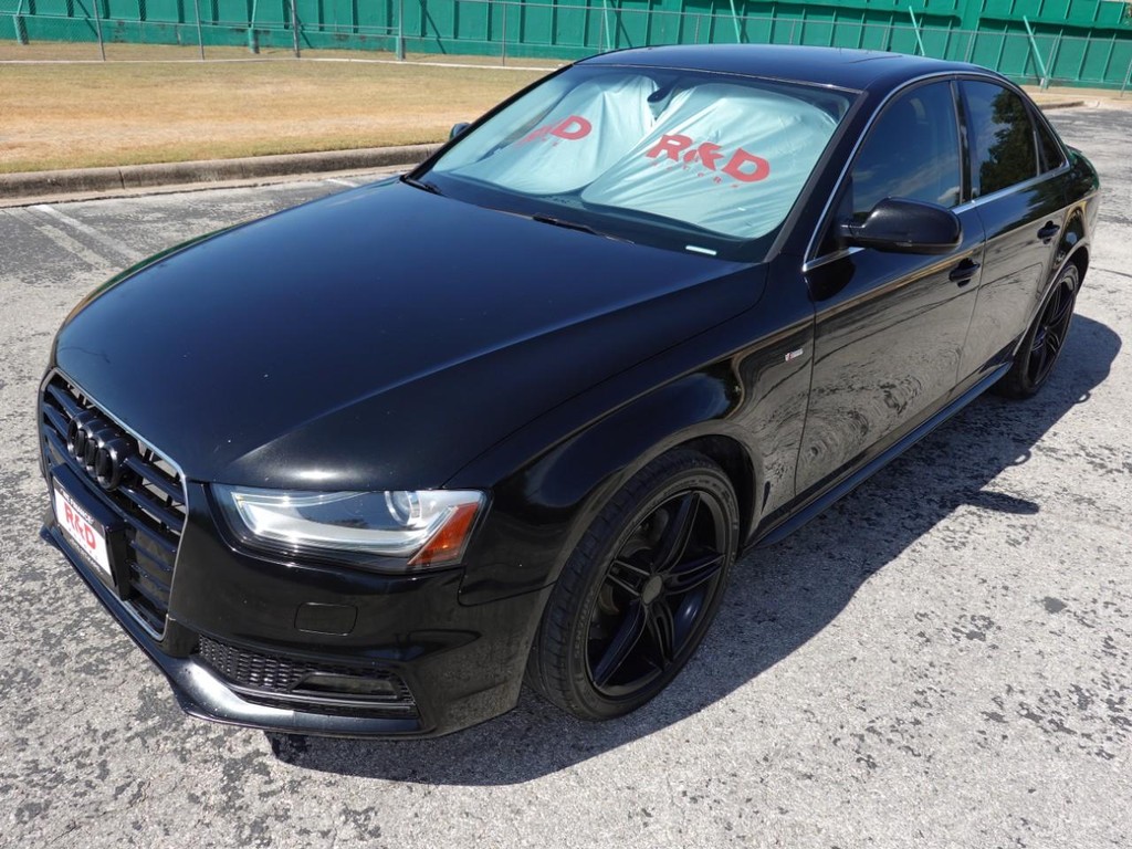 Audi A4 Vehicle Full-screen Gallery Image 03