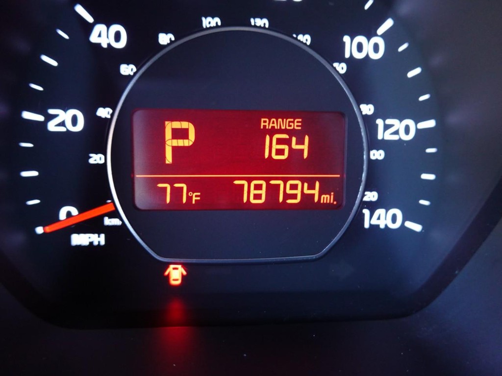 Kia Soul Vehicle Full-screen Gallery Image 12