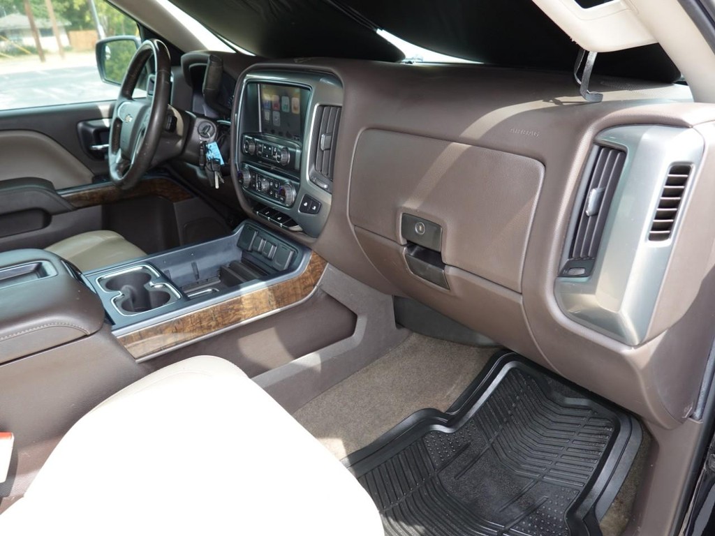 Chevrolet Silverado 1500 Vehicle Full-screen Gallery Image 22