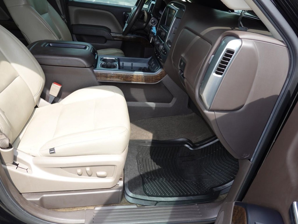 Chevrolet Silverado 1500 Vehicle Full-screen Gallery Image 23