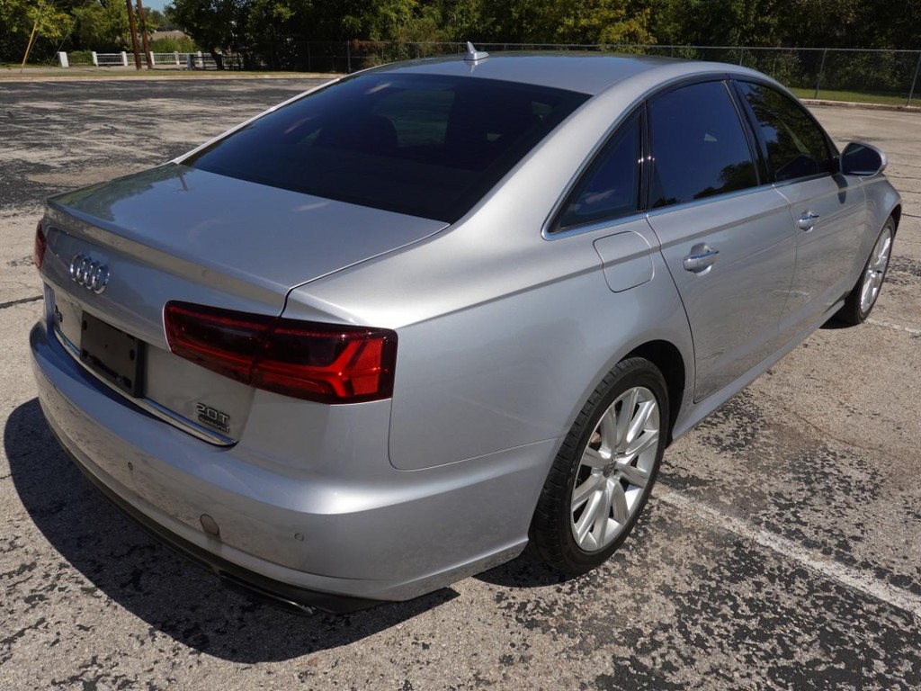 Audi A6 Vehicle Full-screen Gallery Image 07
