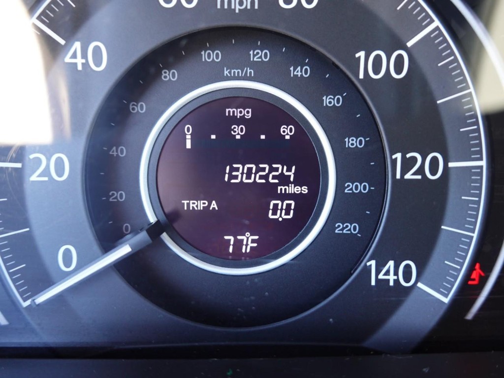 Honda CR-V Vehicle Full-screen Gallery Image 12