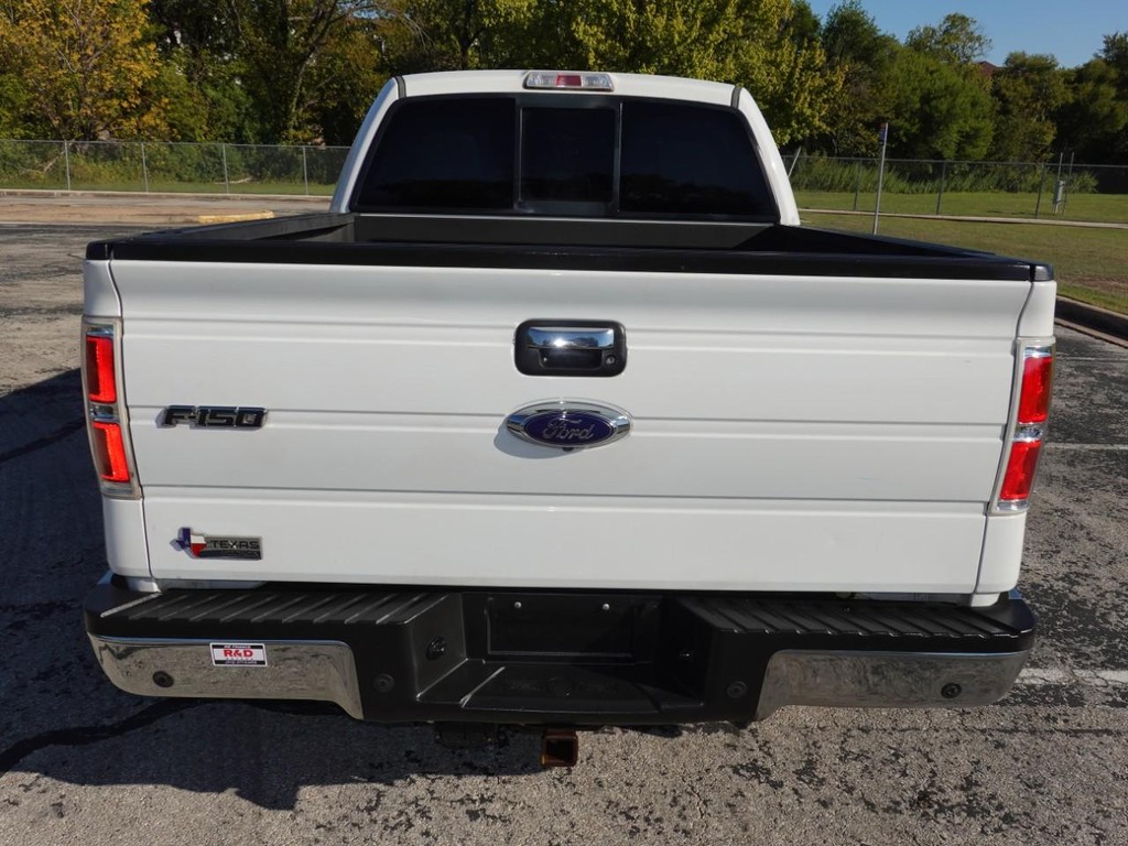Ford F-150 Vehicle Full-screen Gallery Image 06