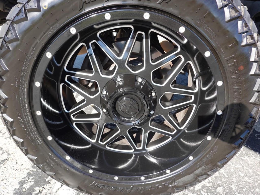Ford F-150 Vehicle Full-screen Gallery Image 10