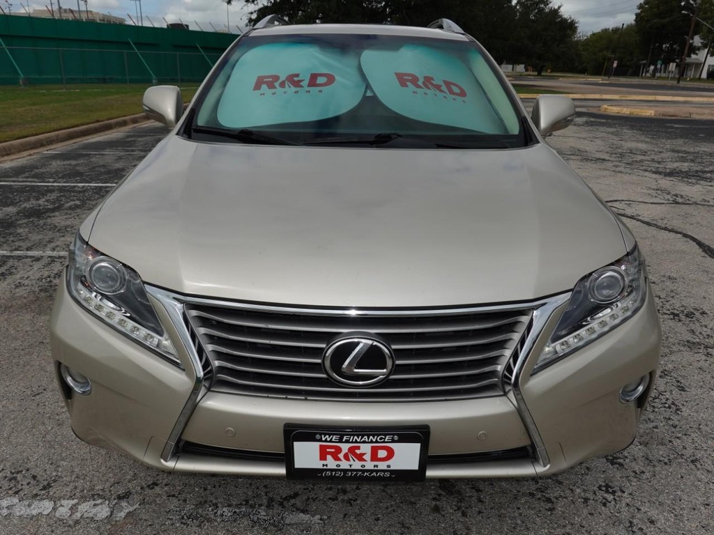 Lexus RX 350 Vehicle Full-screen Gallery Image 02