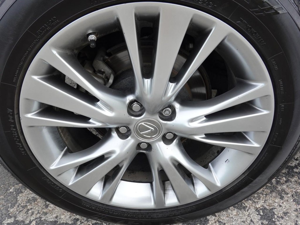 Lexus RX 350 Vehicle Full-screen Gallery Image 09