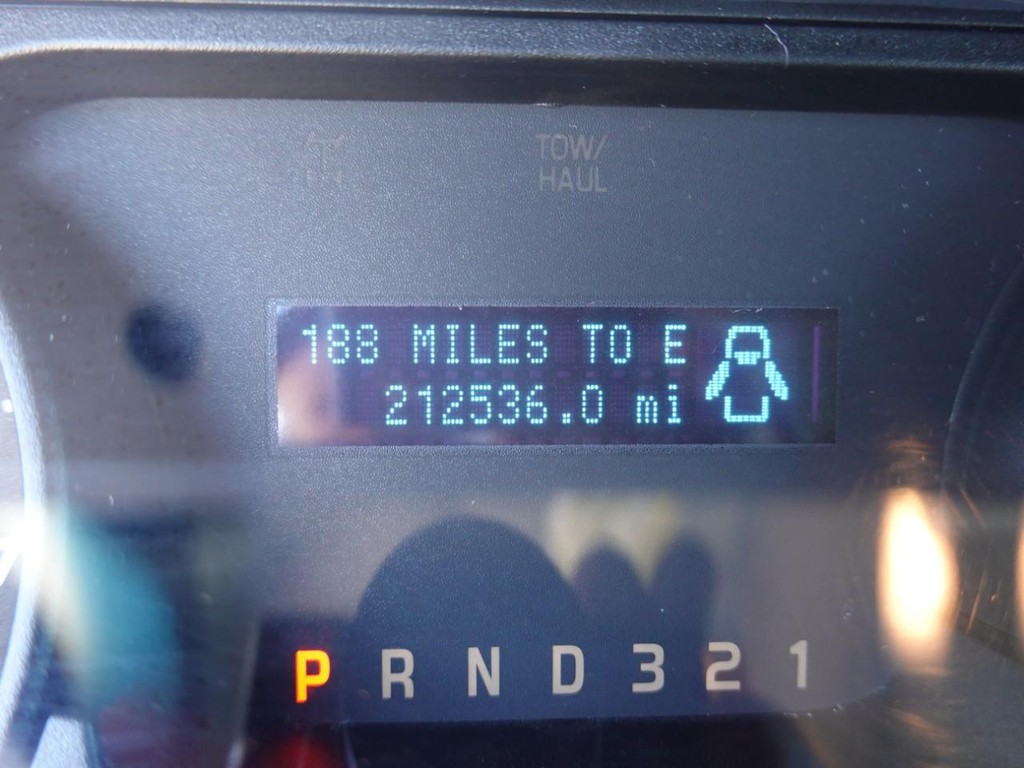 Ford F-150 Vehicle Full-screen Gallery Image 13