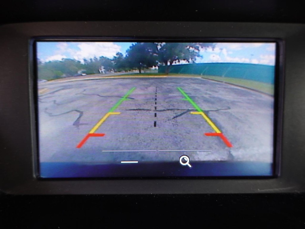 Ford Focus Vehicle Full-screen Gallery Image 15
