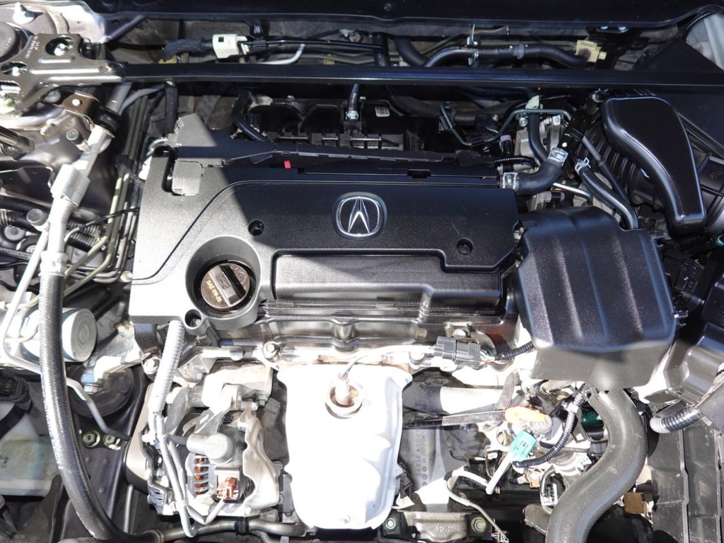 Acura TLX Vehicle Full-screen Gallery Image 28