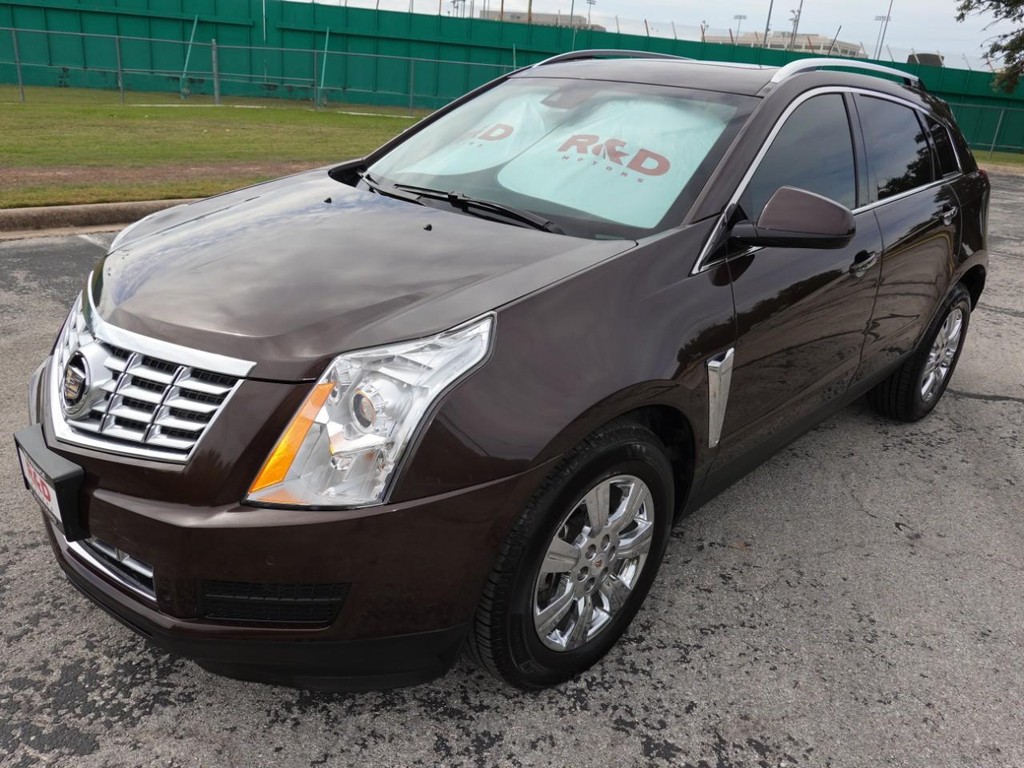 Cadillac SRX Vehicle Full-screen Gallery Image 03
