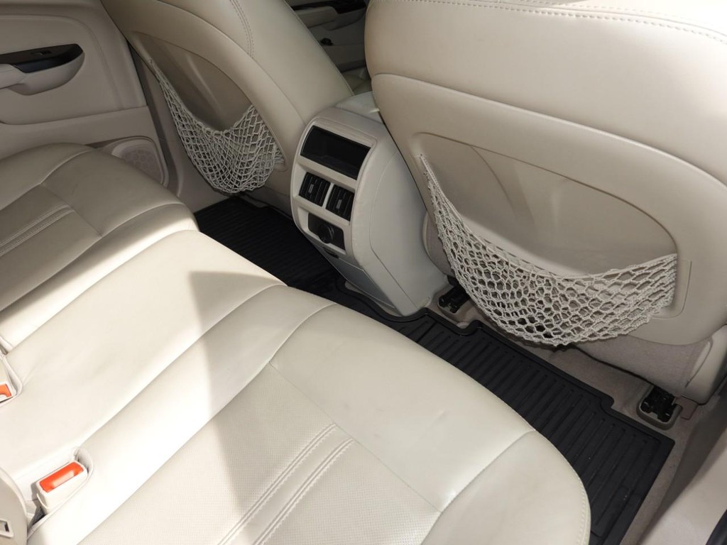 Cadillac SRX Vehicle Full-screen Gallery Image 25