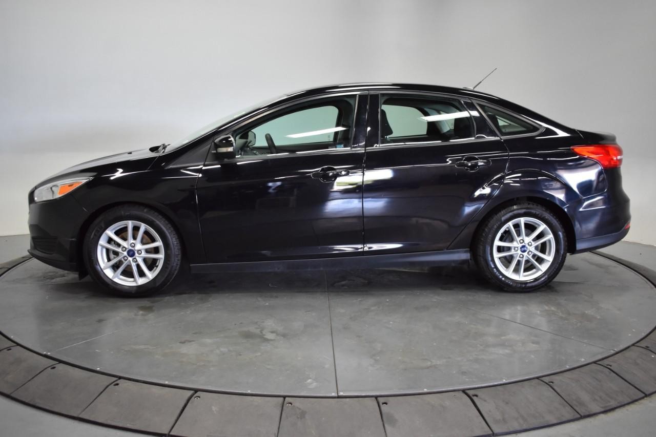 2017 Shadow Black Ford Focus SE FWD Sedan