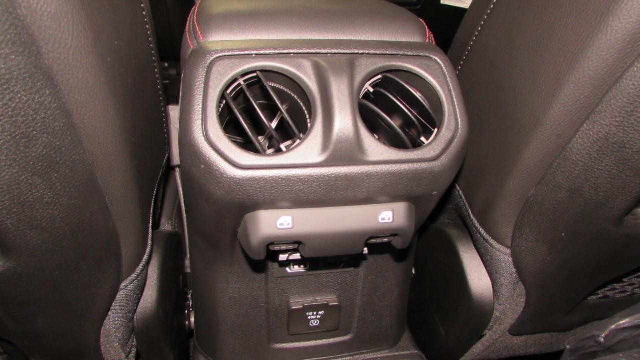 2023 Bright White Clearcoat Jeep Gladiator Rubicon 4X4 Truck