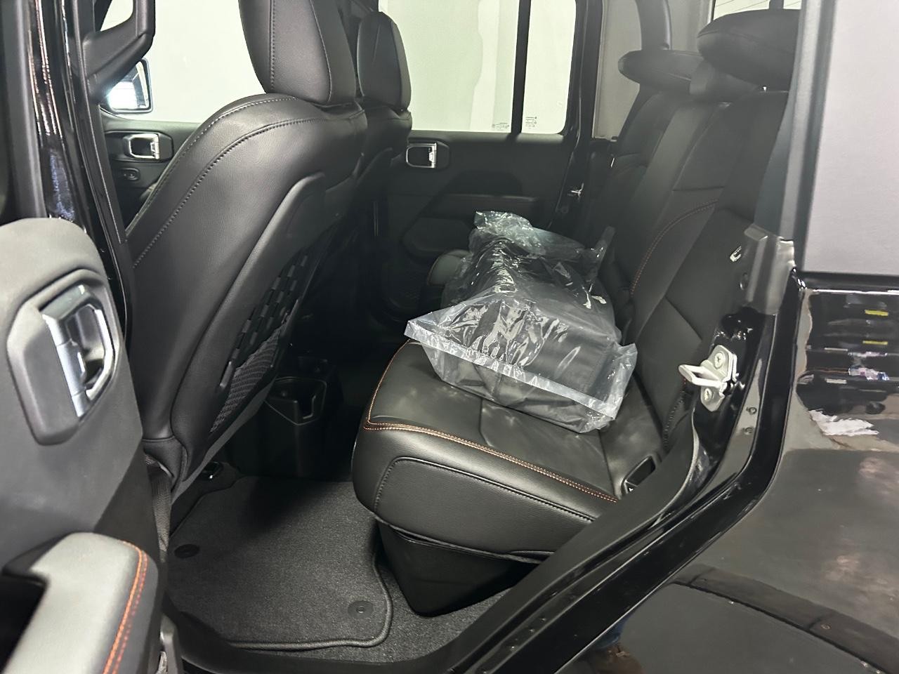 2023 Black Clearcoat Jeep Gladiator Mojave 4X4 Truck