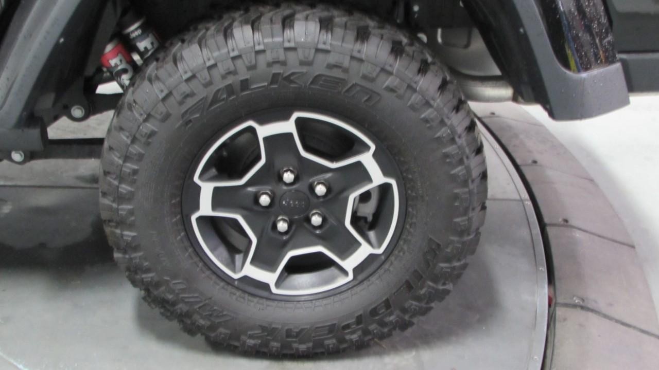 2023 Black Clearcoat Jeep Gladiator Mojave 4X4 Truck