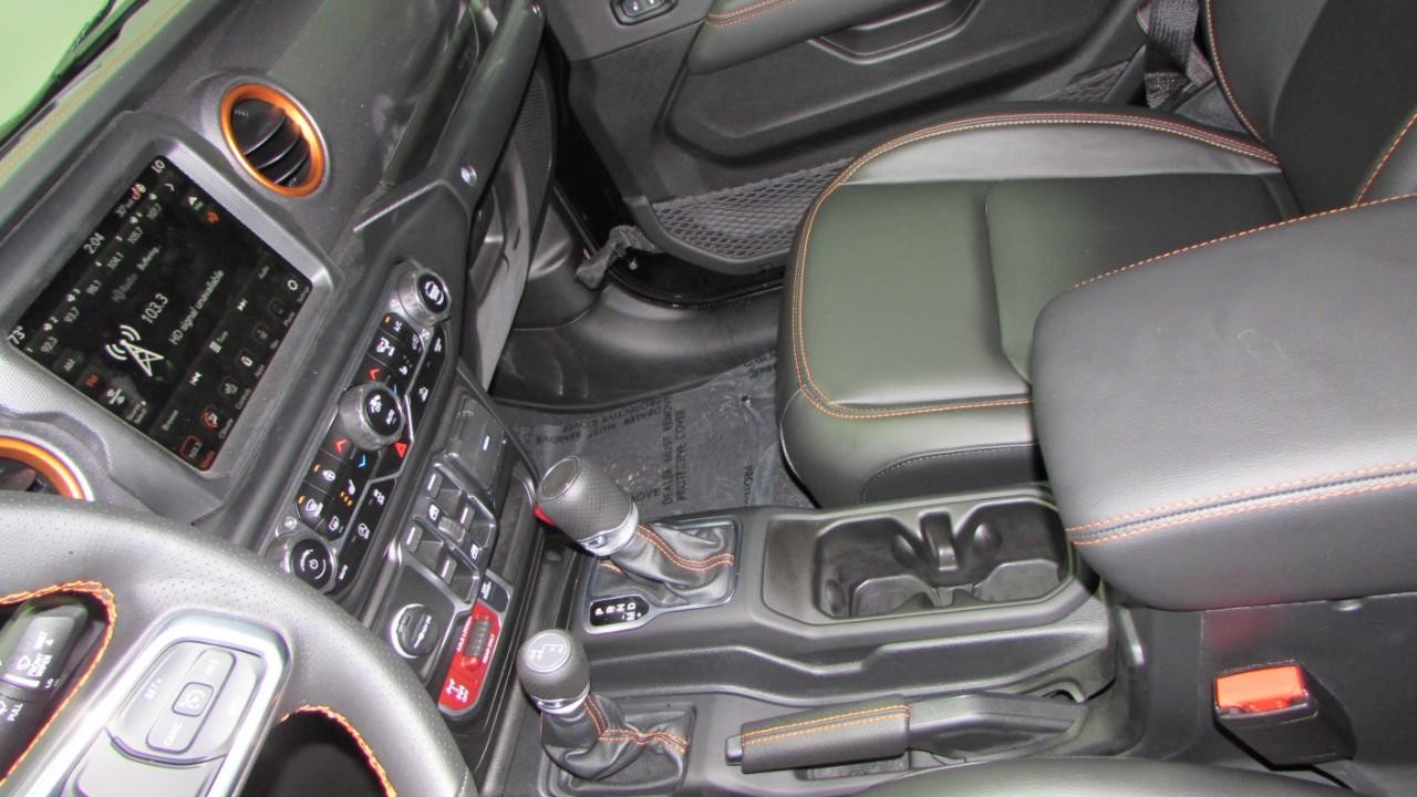 2023 Black Clearcoat Jeep Gladiator Mojave 4X4 Truck