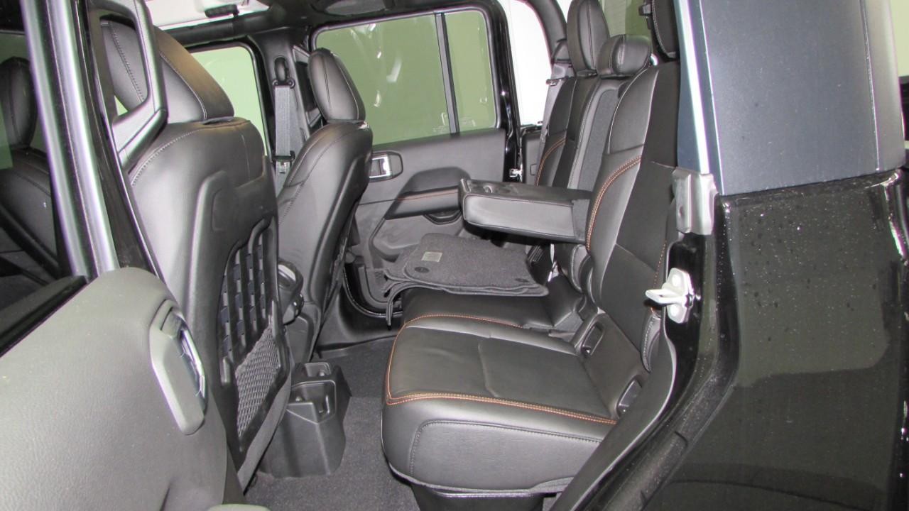 2023 Black Clearcoat Jeep Gladiator Mojave 4X4 Truck