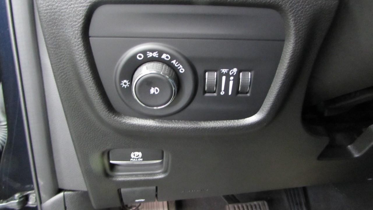 2023 Midnight Sky Jeep Grand Cherokee Limited 4X4 SUV