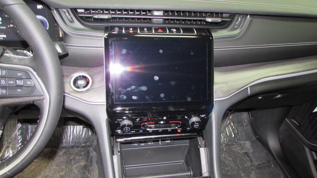 2023 Midnight Sky Jeep Grand Cherokee Limited 4X4 SUV