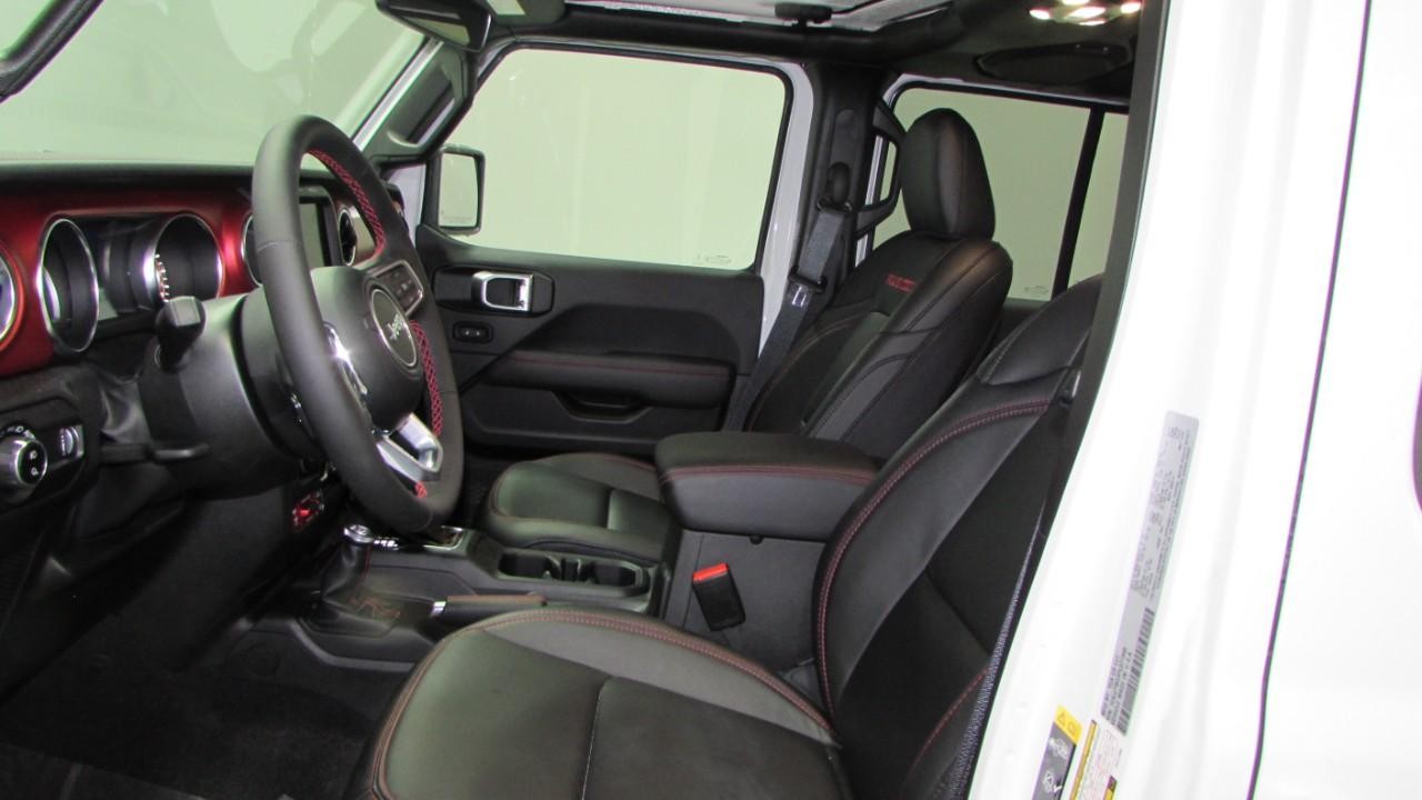 2023 Bright White Clearcoat Jeep Gladiator Rubicon 4X4 Truck