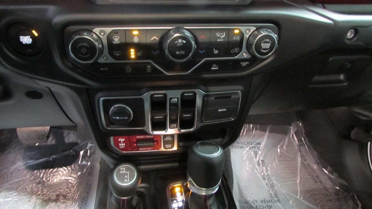 2023 Bright White Clearcoat Jeep Gladiator Rubicon 4X4 Truck