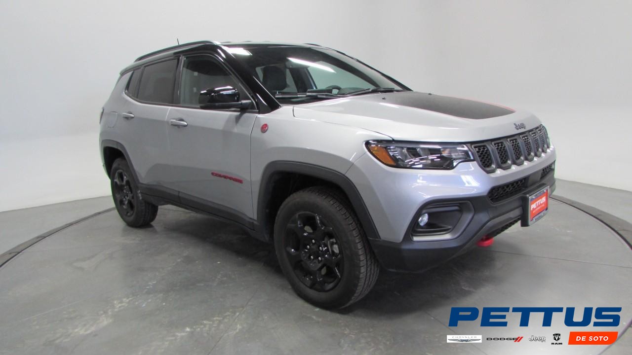 2024 Billet Silver Jeep Compass Trailhawk SUV