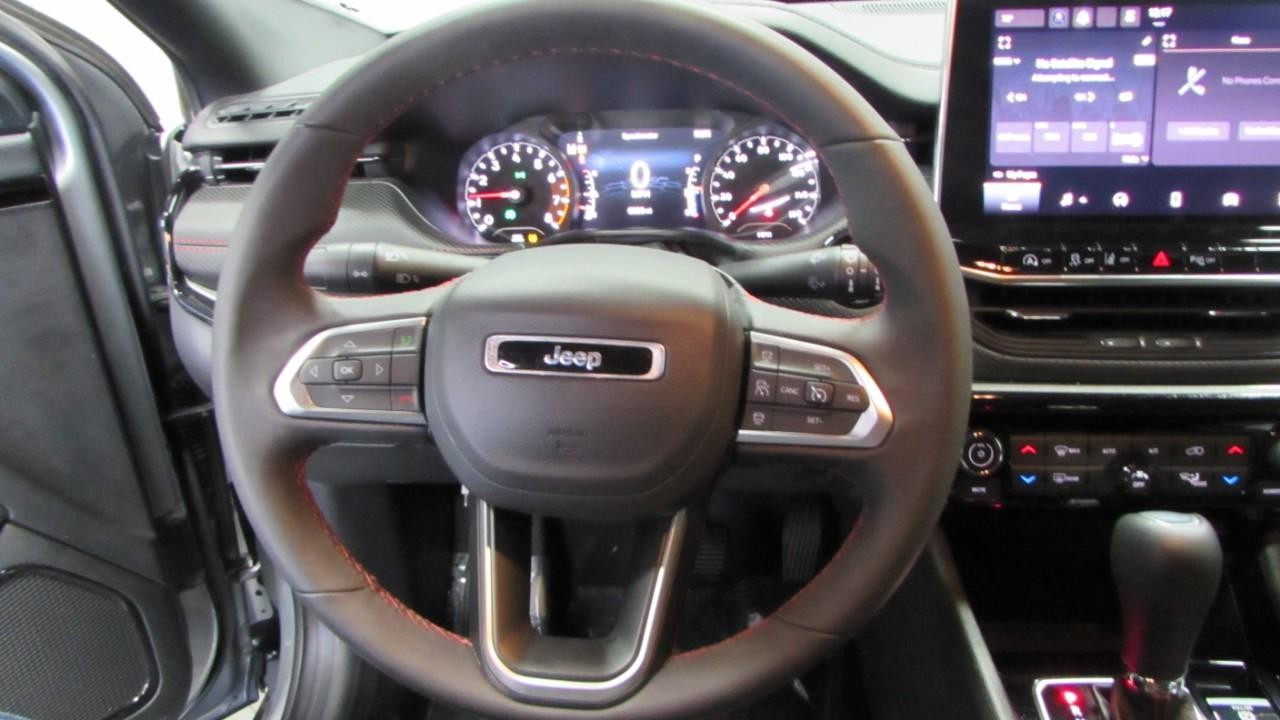 2024 Billet Silver Jeep Compass Trailhawk 4X4 SUV