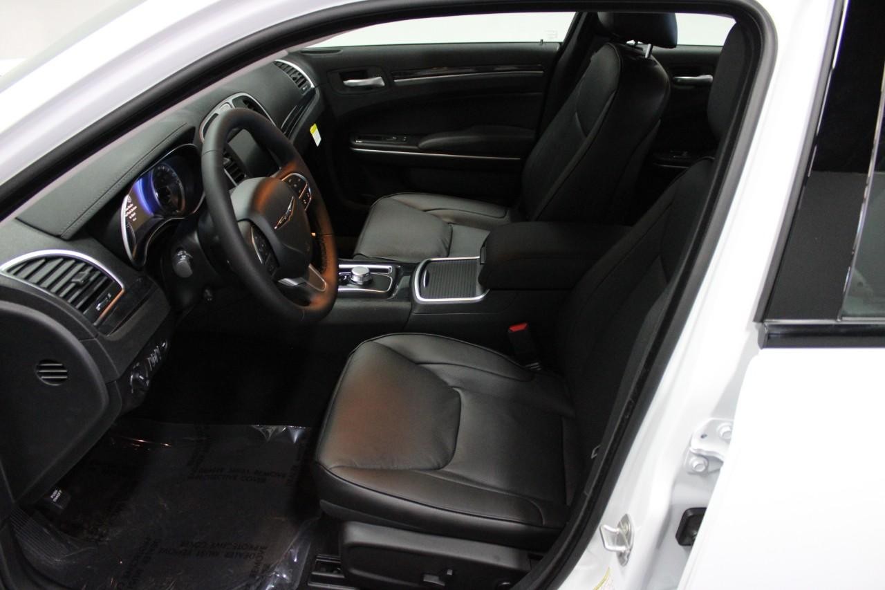 2023 Bright White Clearcoat Chrysler 300 Touring RWD Sedan