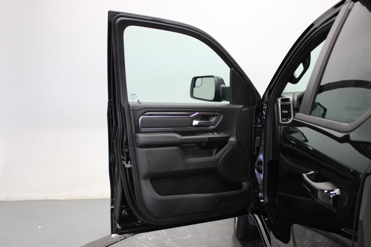 2024 Diam Black Ram 1500 Big Horn/Lone Star RWD Truck