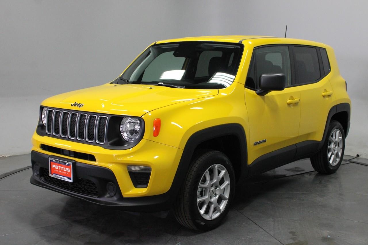 2023 Solar Yellow Clearcoat Jeep Renegade Latitude 4X4 SUV