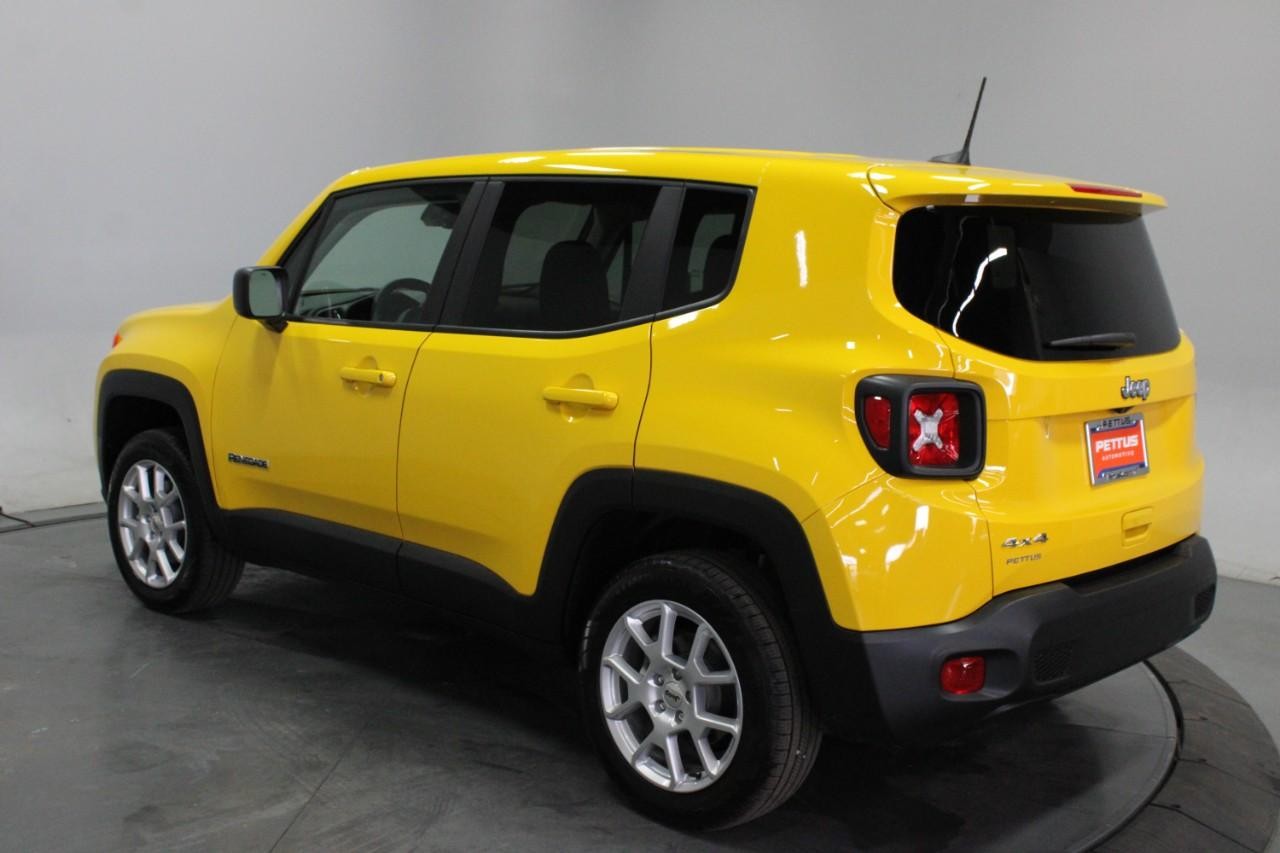 2023 Solar Yellow Clearcoat Jeep Renegade Latitude 4X4 SUV