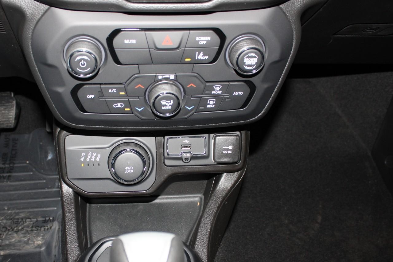 2023 Solar Yellow Clearcoat Jeep Renegade Latitude 4X4 SUV