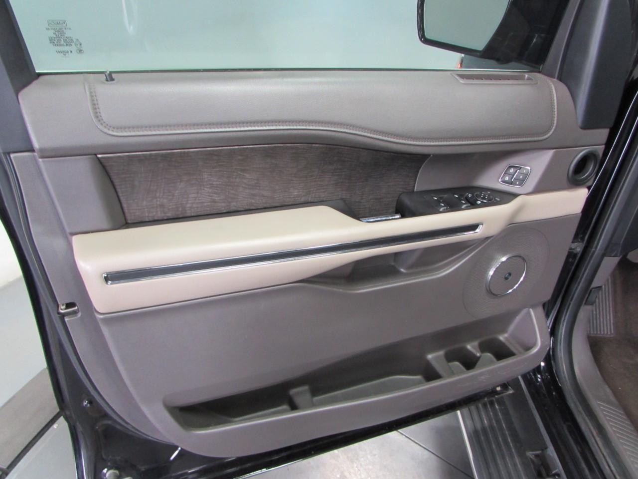 2020 Agate Black Ford Expedition Max Limited 4X4 SUV