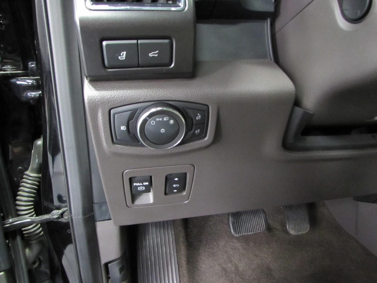 2020 Agate Black Ford Expedition Max Limited 4X4 SUV