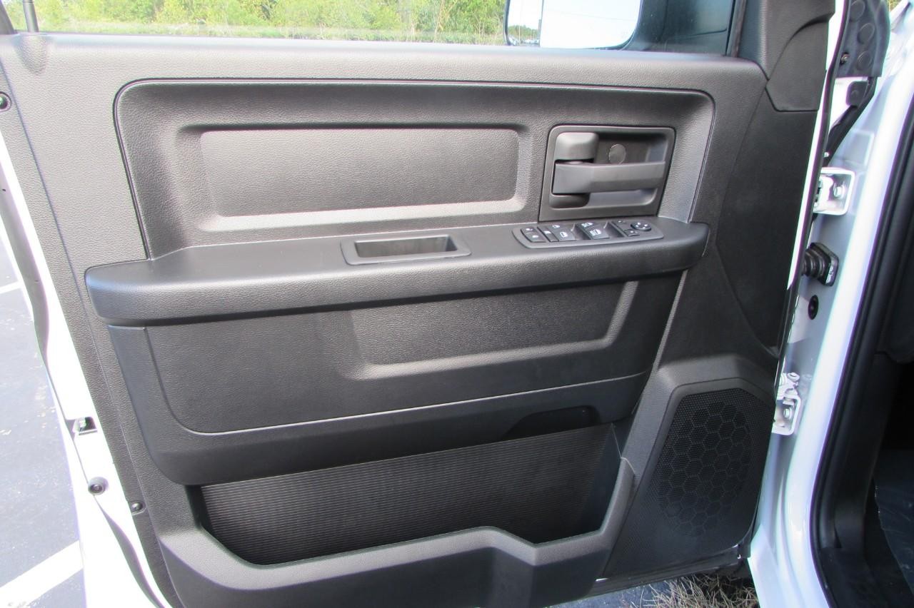 2024 Bright White Clearcoat Ram 1500 Classic Tradesman 4X4 Truck