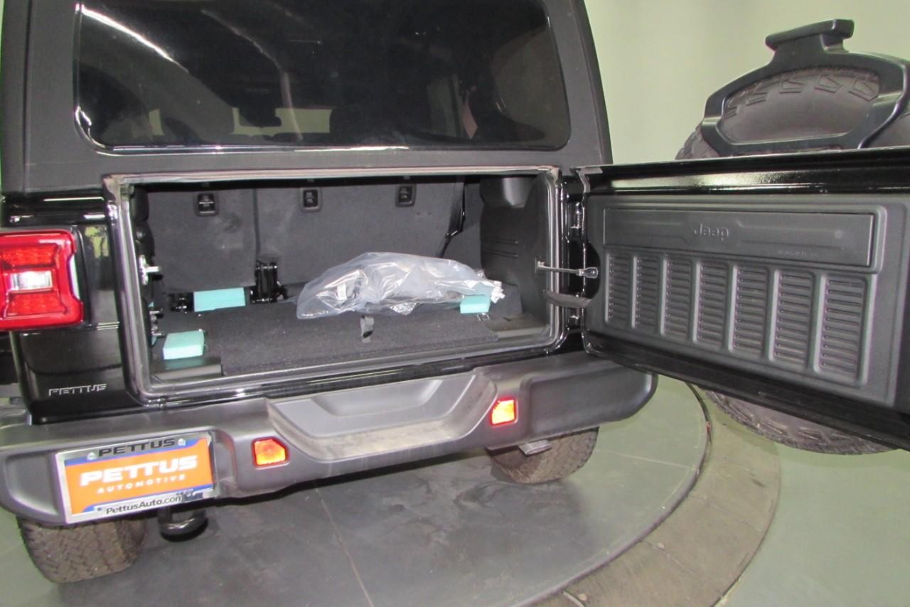 2024 Black Clearcoat Jeep Wrangler Sahara 4X4 SUV