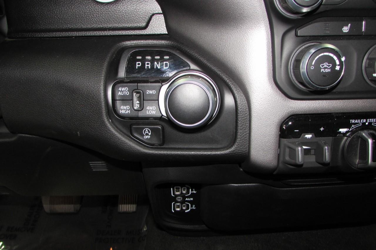 2023 Bright White Clearcoat Ram 1500 Big Horn/Lone Star 4X4 Truck